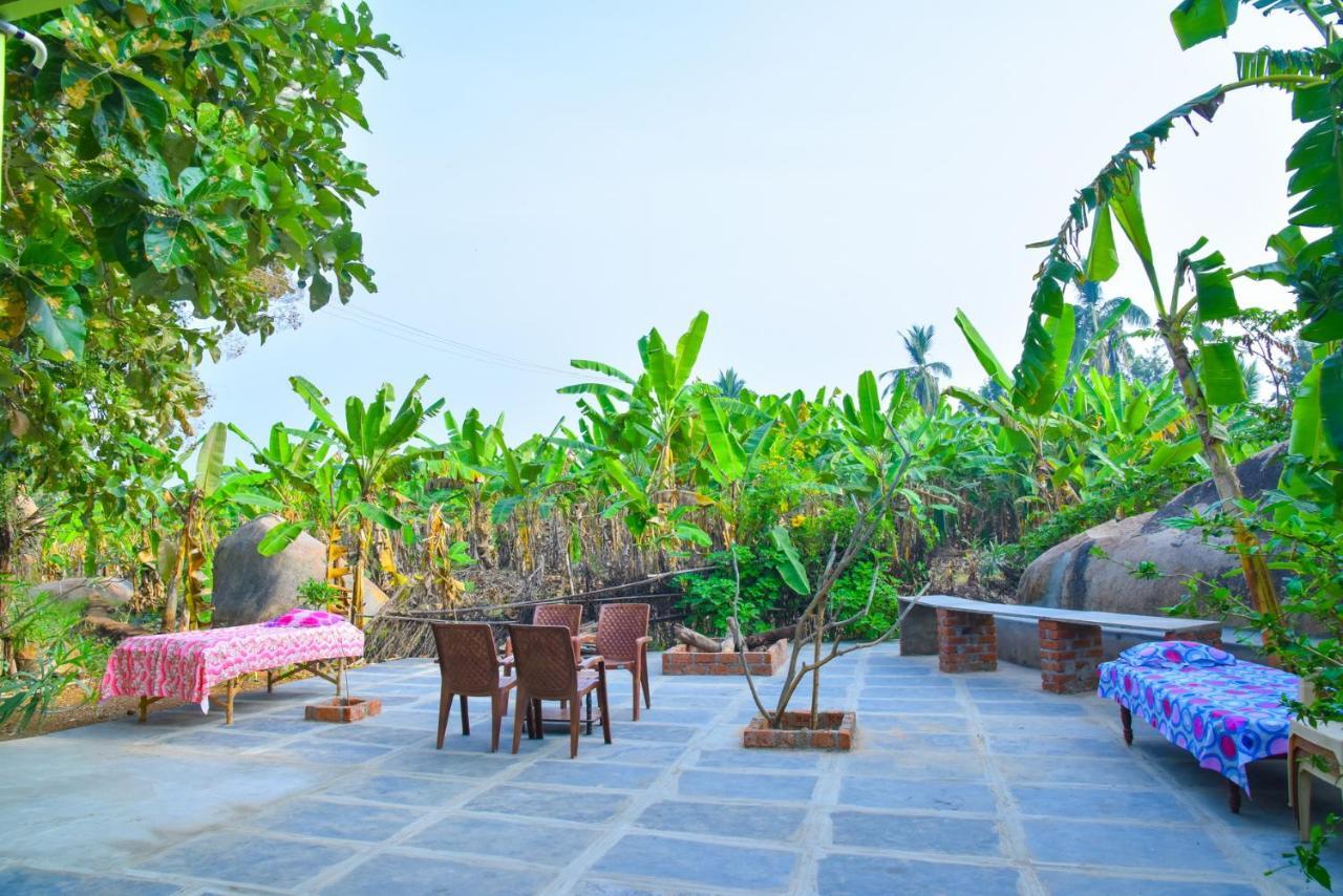 Gopi Plantation Homestay Hampi Kültér fotó